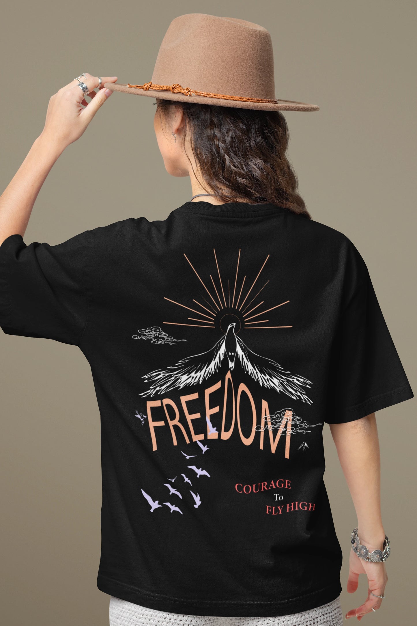 Cluvian Freedom Oversized Streetwear T-Shirt – Black